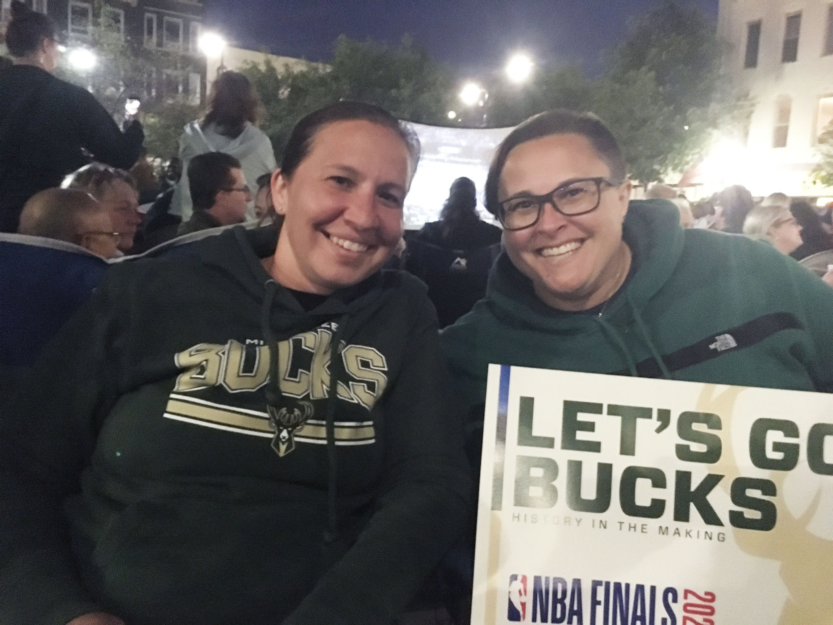 Karla Creuziger and Amanda Creuziger of Racine at Bucks watch party